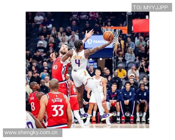 布克第三节发力砍下12分助队逆转全场贡献18分5助攻5抢断表现抢眼 布克第三节发力砍下12分助队逆转全场贡献18分5助攻5抢断表现抢眼