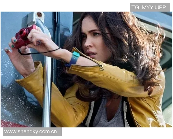 福克斯幸福生活照曝光妻子美丽动人儿女聪明可爱展现完美家庭生活 福克斯幸福生活照曝光妻子美丽动人儿女聪明可爱展现完美家庭生活