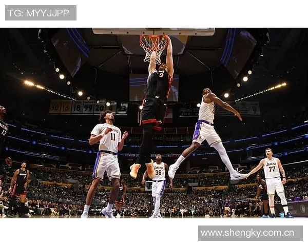 热火第四节防守强势对手命中率仅41176人紧随其后位列第二 热火第四节防守强势对手命中率仅41176人紧随其后位列第二