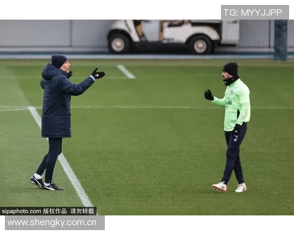 曼城推出马年特别球衣设计米色主调融入中国水墨艺术元素 曼城推出马年特别球衣设计米色主调融入中国水墨艺术元素