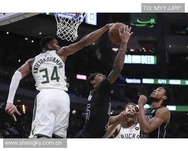 字母哥受伤影响雄鹿战局两队平局后最终惨遭对手逆转落败12分 字母哥受伤影响雄鹿战局两队平局后最终惨遭对手逆转落败12分