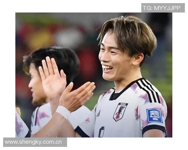 日本队惊险逆转伊东纯也助攻上田绮世补时绝平精彩瞬间