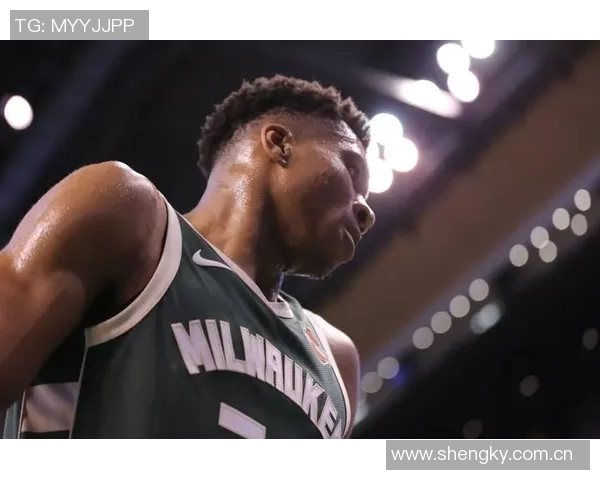 字母哥展望新赛季球队潜力称能打快节奏篮球防守将显著提升 字母哥展望新赛季球队潜力称能打快节奏篮球防守将显著提升