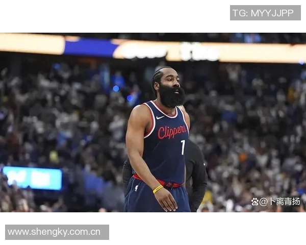 可爱哈登调皮捏捏我不让你在这里安静入睡哦