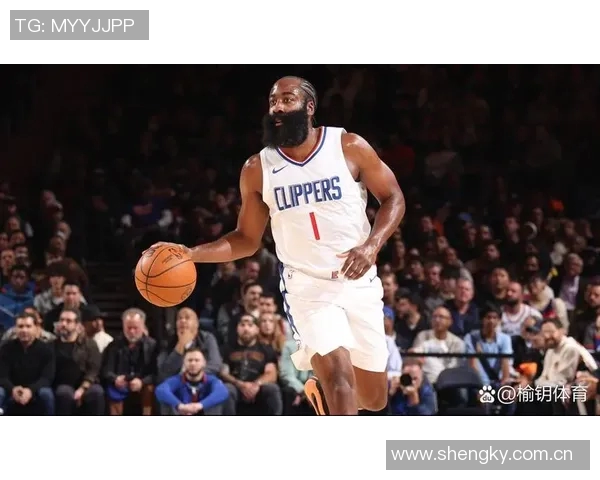 哈珀状态低迷全场11投仅中1仅得3分4篮板6助攻表现惨淡