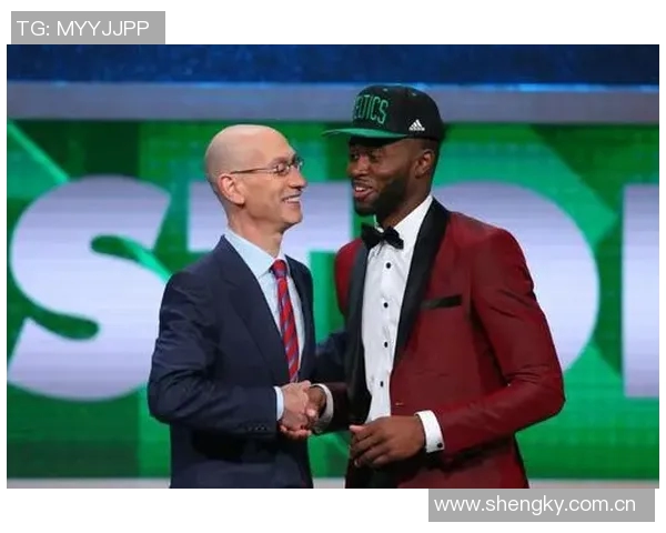 加兰进攻助力显著但防守端成普理查德与布朗的负担