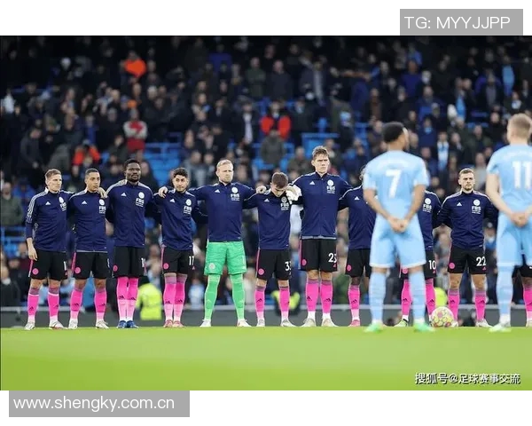 曼城对斯图加特18岁天才卡托维奇表现出兴趣但球员暂无转会意向